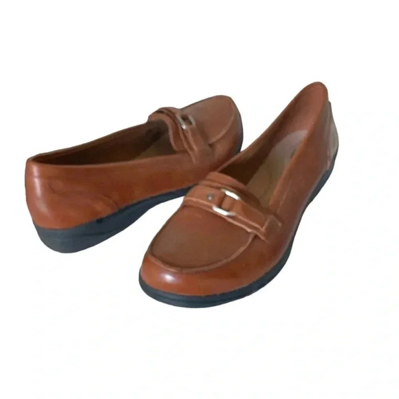 CLARKS | Cheyn MARIE BUCKLE TAN LEATHER LOAFER SLIP ON SHOES 9.5M (NWB) - Picture 4 of 6